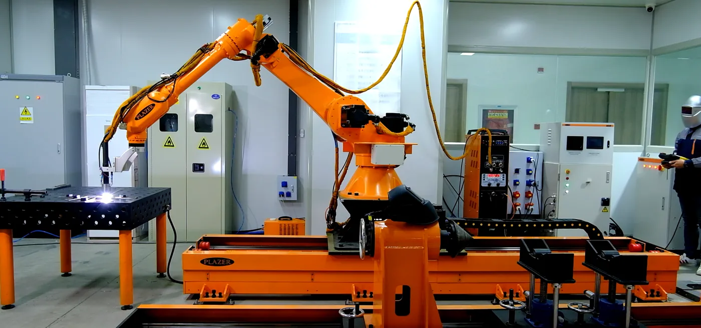 Установка PLAZER PQ10-MF у складі роботизованого комплексу